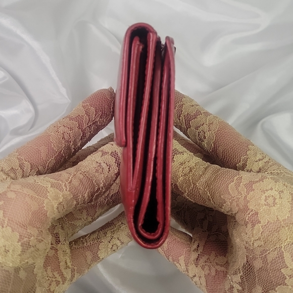 Gucci trifold wallet - Picture 7 of 10